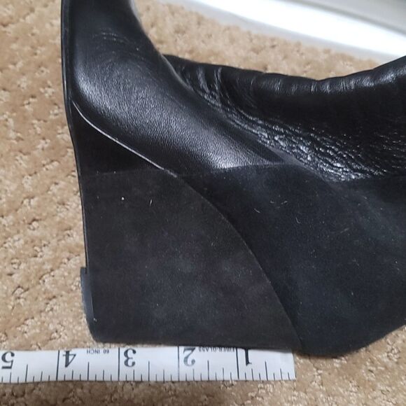 -Hugo Boss made in Italy wedge leather Ladies booties size 36 US6 - Picture 9 of 11